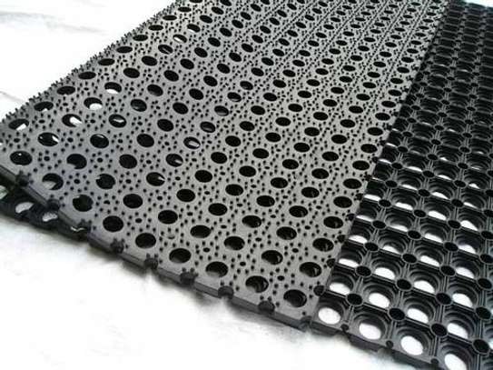 Hollow Rubber MAT